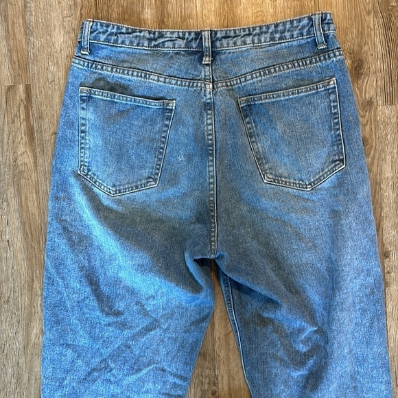 PRETTYLITTLETHING MOM JEANS SIZE(10) - Picture 7 of 7